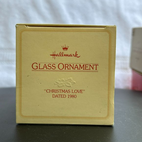 Christmas Love Tree Trimmer Collection - Hallmark Christmas Ornament from 1980 - Picture 6 of 6